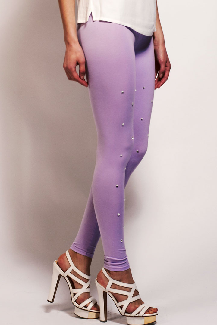 Фото товара 9213, фиолетовые легинсы со стразами