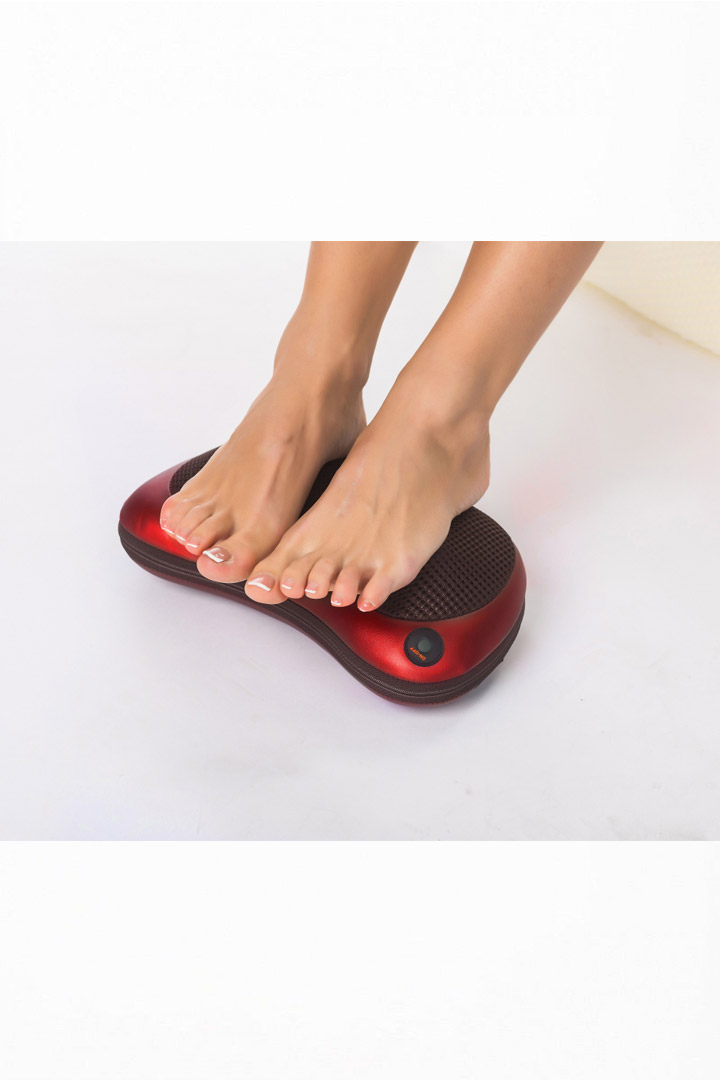 Фото товара 16757, массажная подушка «шея, плечи, спина», красная